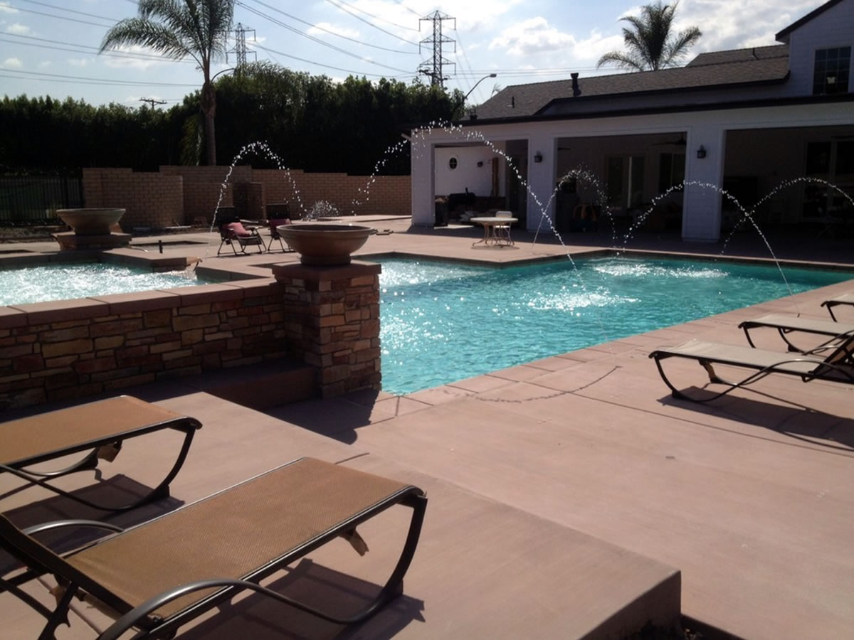 Villa Park Pool Builder 4